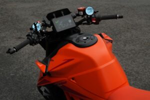 12684_1776362164_11005-0033